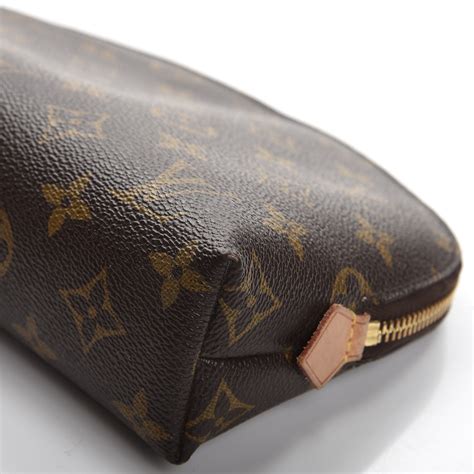 louis vuitton cosmetic pouch gm youtube|louis vuitton truth makeup pouch.